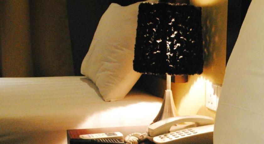 Zotel Business & Leisure Hotel Kuching Luaran gambar